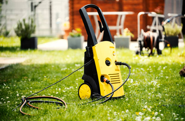 Animal Enclosure Cleaning in Newport, OH
